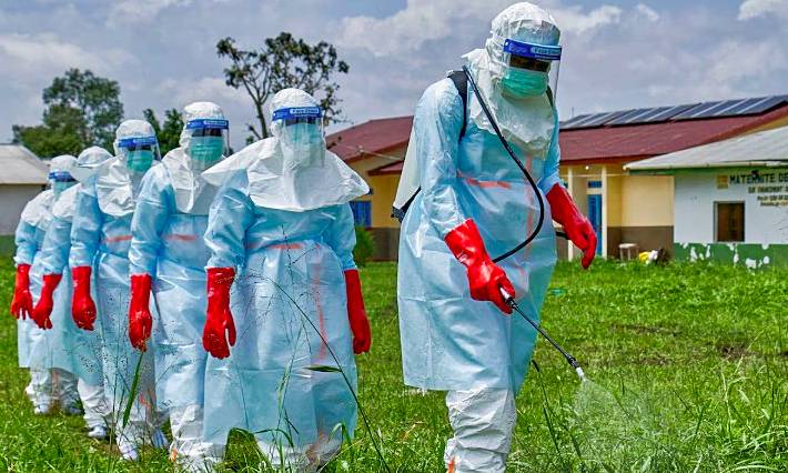 Ebola nguy cơ lan rộng, Bộ Y tế khuyến cáo hạn chế đi lại