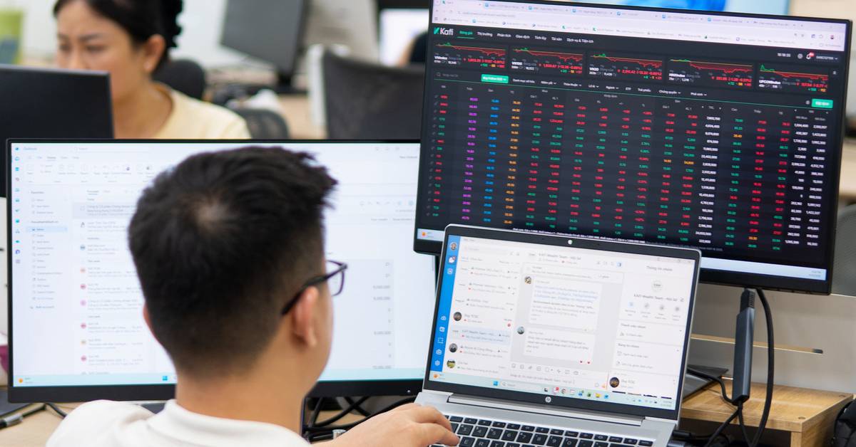 VN-Index vẫn tăng nhưng tiền lớn chưa vào: Thị trường đang chờ điều gì?