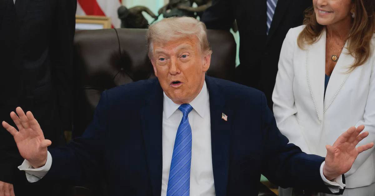 Lạm phát tăng, thu nhập giảm: Vì sao ông Trump vẫn tỏ ra “bình thản”?