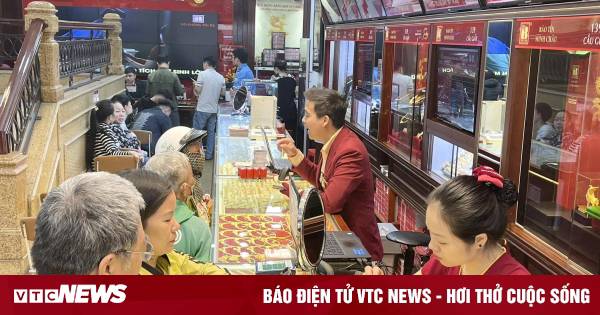 Giá vàng sắp tới sẽ tăng hay giảm?