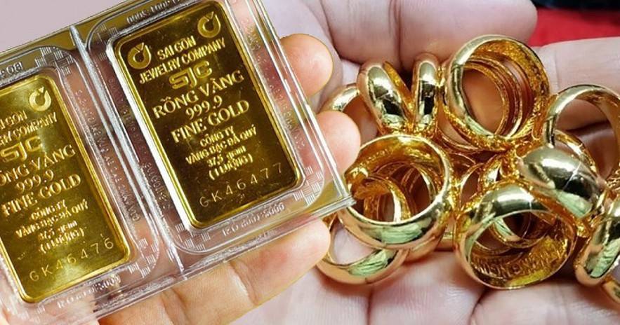 Giá vàng giảm sâu, nên làm gì lúc này?