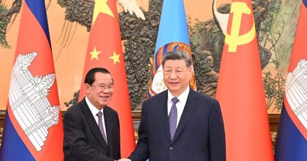 Vì sao ông Hun Sen thúc giục Trung Quốc đẩy nhanh các dự án tỷ USD ngay lúc này?