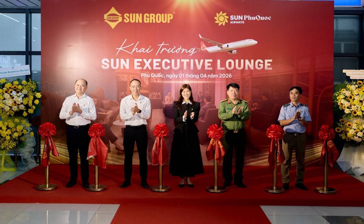 Sun PhuQuoc Airways ra mắt kiệt tác phòng chờ của Bill Bensley tại sân bay Phú Quốc, mở đường bay quốc tế tới Hong Kong (Trung Quốc)