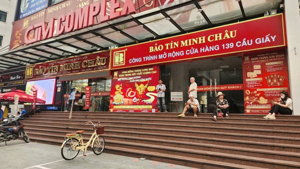 Vàng hạ nhiệt khi USD và lợi suất tăng: Thị trường chuyển trọng tâm từ trú ẩn sang lãi suất