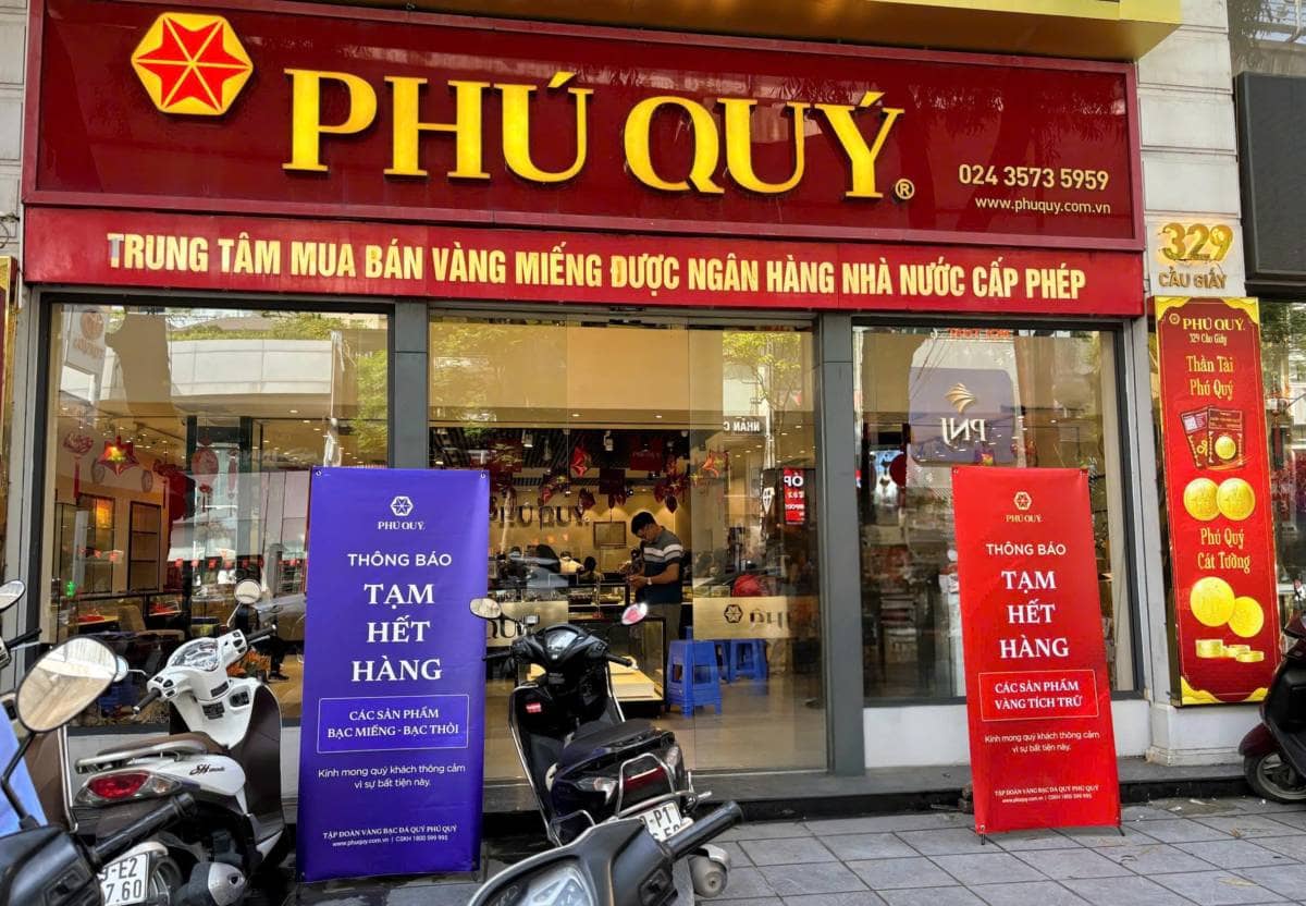 Bạc giằng co vĩ mô và sự rút lui của dòng tiền