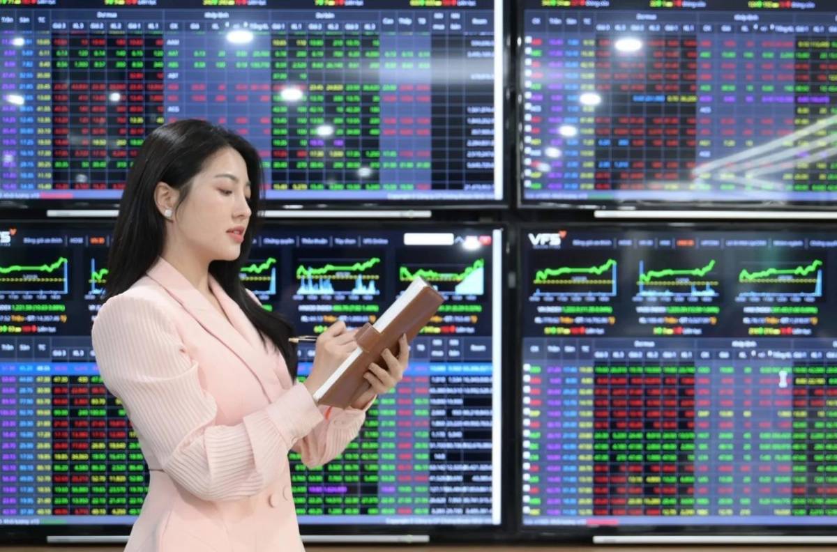 Làn sóng nhà đầu tư cá nhân đẩy thị trường chứng khoán Việt vượt mốc 12,6 triệu tài khoản