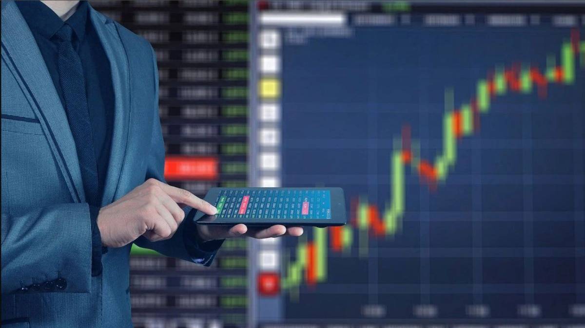 Nâng hạng thị trường: Tin ra là bán, cớ sao "Tây lông" vẫn miệt mài xả hàng? 📉🤔. Chắc hẳn dạo gần  ...