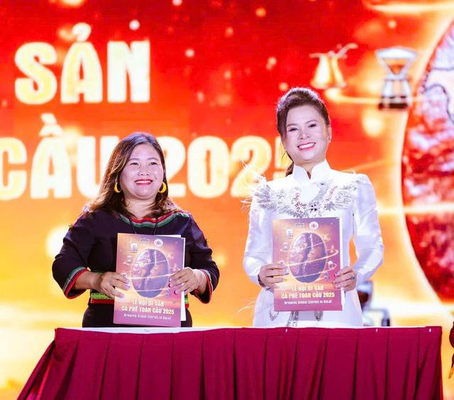 King Coffee và tham vọng định hình lại “kinh tế cà phê” Việt Nam. Trên hành trình đưa hạt cà phê Việt  ...