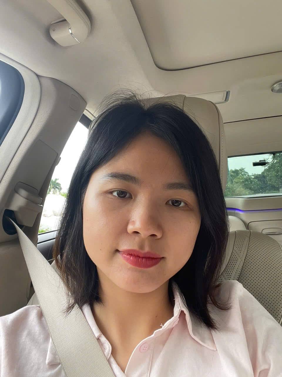 Bạn có thật sự yên tâm khi gửi tiết kiệm?. Mỗi năm:. Giá nhà tăng. Giá vàng tăng. Giá đồ ăn tăng. Giá  ...