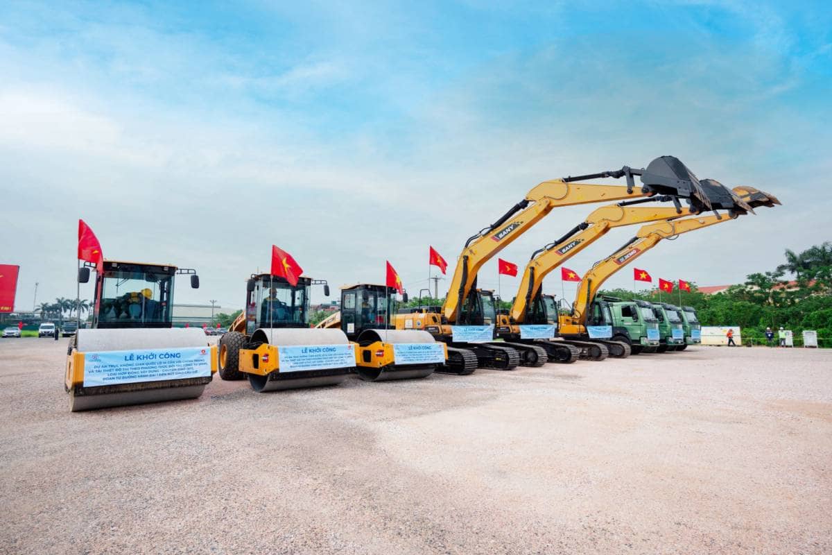 Khởi công dự án mở rộng Quốc lộ 1A đoạn từ Vành đai 1 đến nút giao cầu Giẽ - Kiến tạo trục giao thông hiện đại bậc nhất Việt Nam