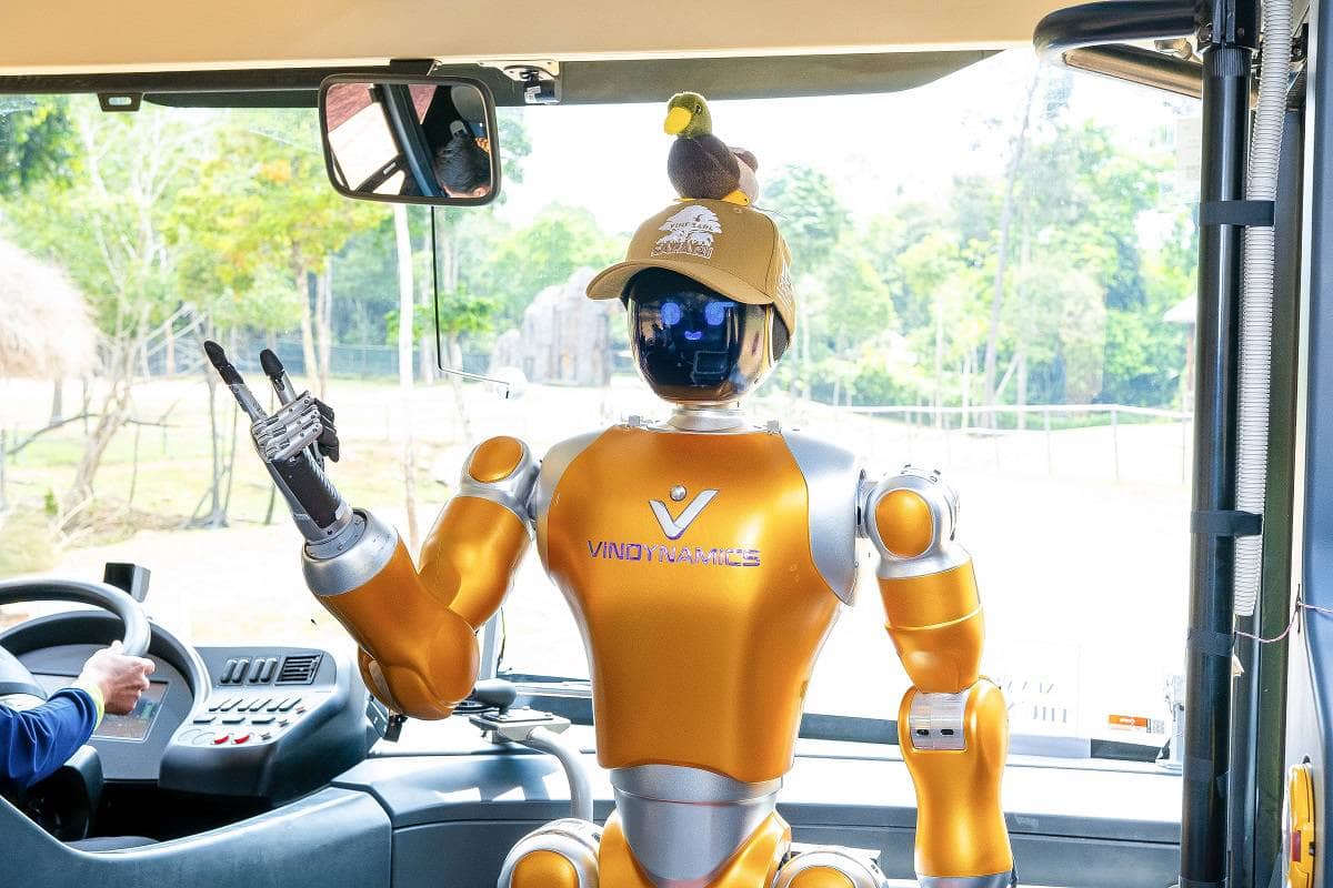 Vindynamics lần đầu ra mắt robot hình người tại hai sự kiện công nghệ hàng đầu thế giới.