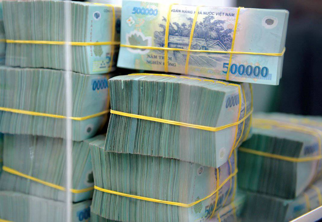 Ngành ngân hàng đang trong cơn khủng hoảng "đói vốn"