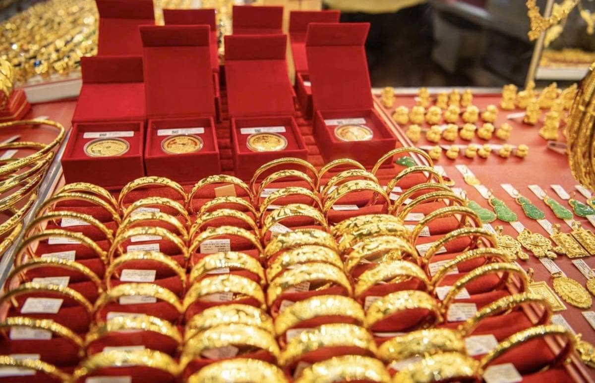 Áp lực bán lan rộng từ năng lượng sang kim loại, chuyện gì đang diễn ra?. Giá dầu thế giới sụt giảm  ...