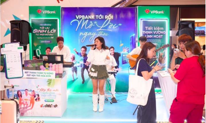“VPBank tới rồi, mở “lời” ngay thôi” chào sân TP.HCM bằng chuỗi trải nghiệm ấn tượng