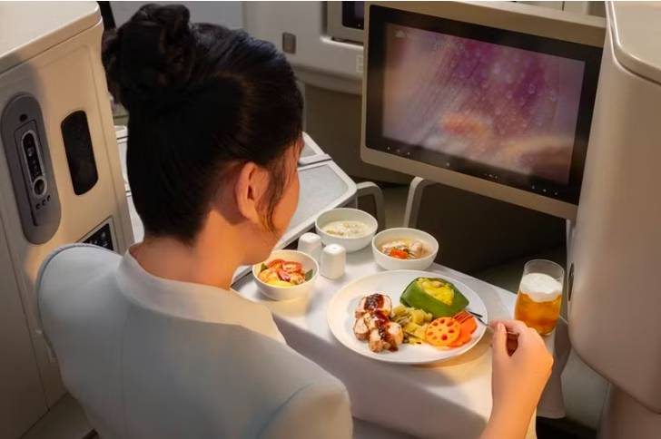 Vietnam Airlines ra mắt chuỗi trải nghiệm mùa Sen