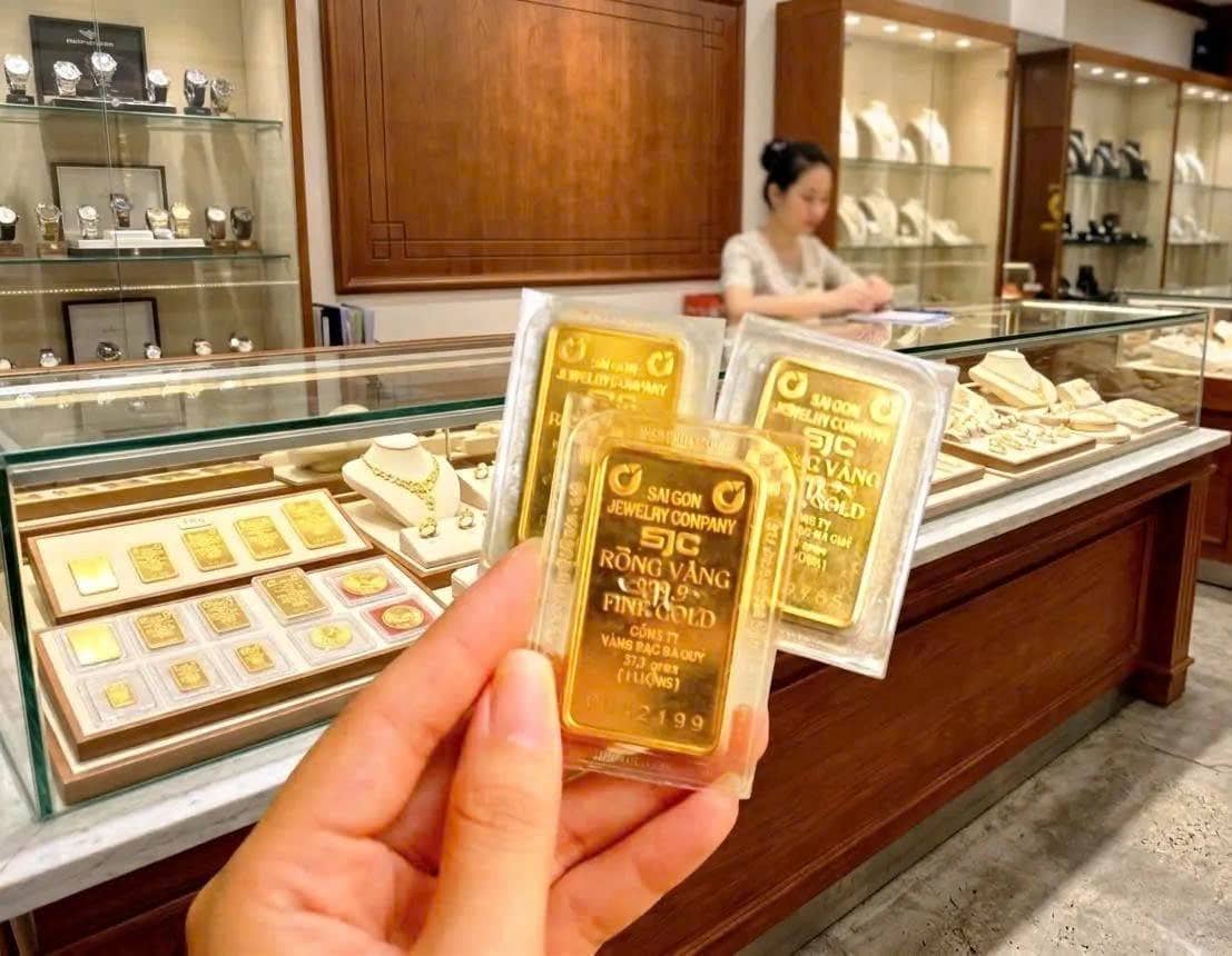 Vàng không còn là nơi trú ẩn an toàn?