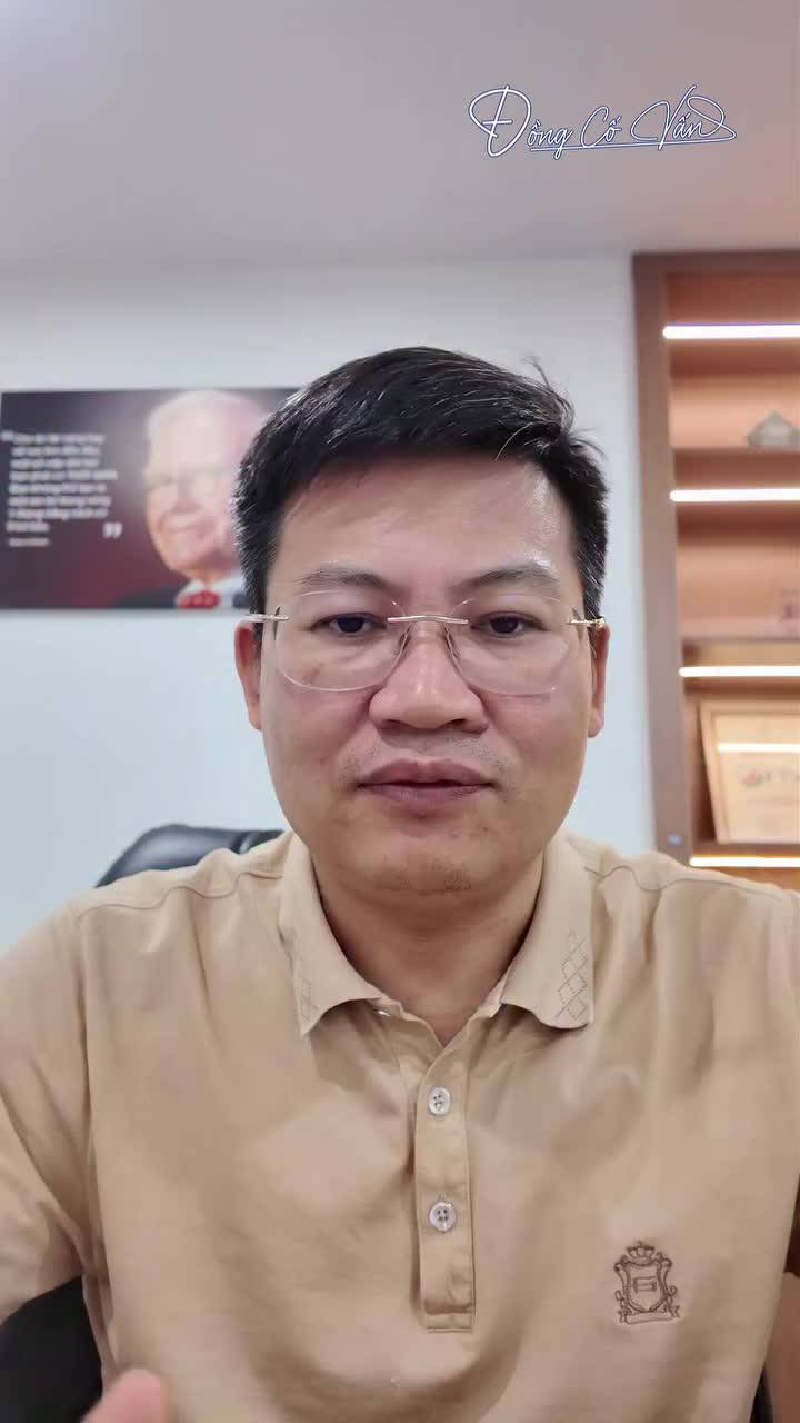 Vàng rớt giá thảm hại, NĐT bán tháo – Nên mua hay bán lúc này?
