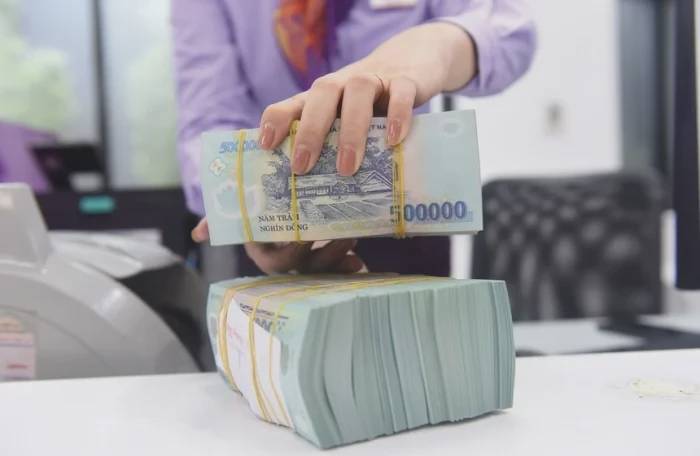 Lý do lãi suất ngân hàng tăng cao dù NHNN hút ròng hơn 2.500 tỷ