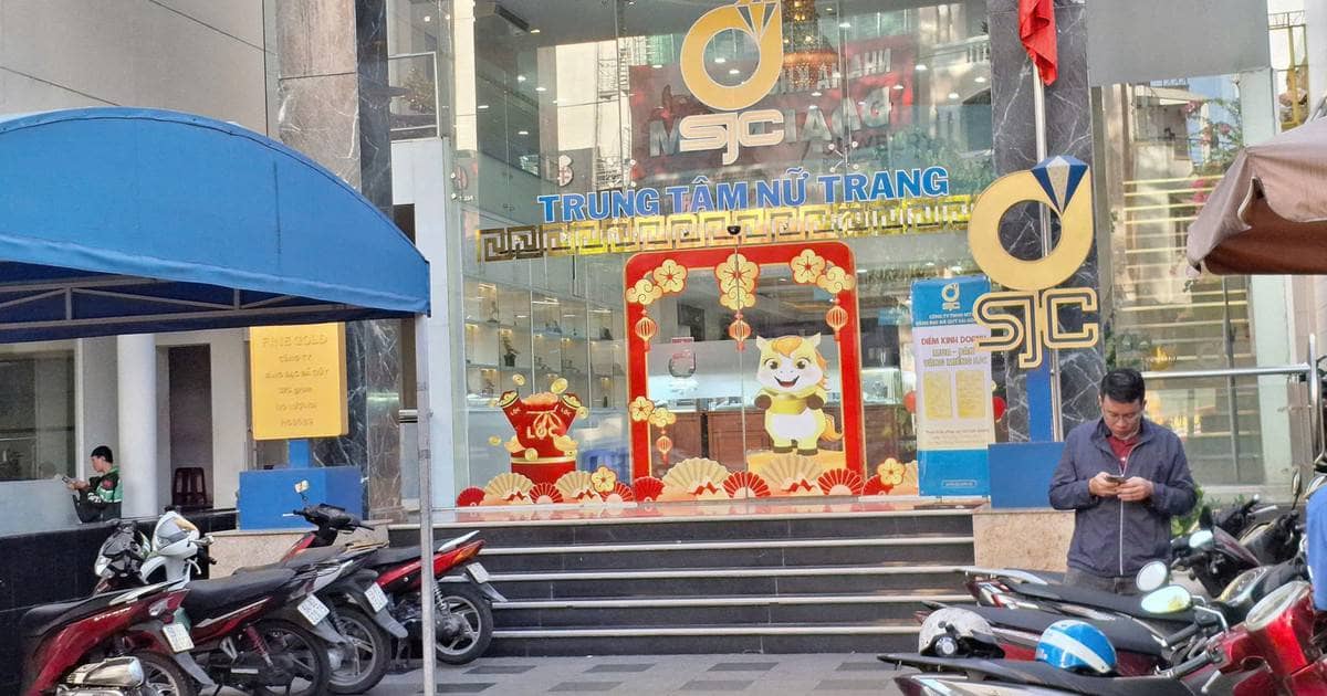 SJC còn hơn 170.800 viên đá quý ngoài bảng cân đối kế toán, giá bình quân chỉ hơn 6.000 đồng/viên?