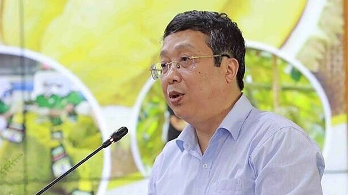 Thứ trưởng bị cáo buộc đứng sau 'giấy phép con', trục lợi từ mã số vùng trồng