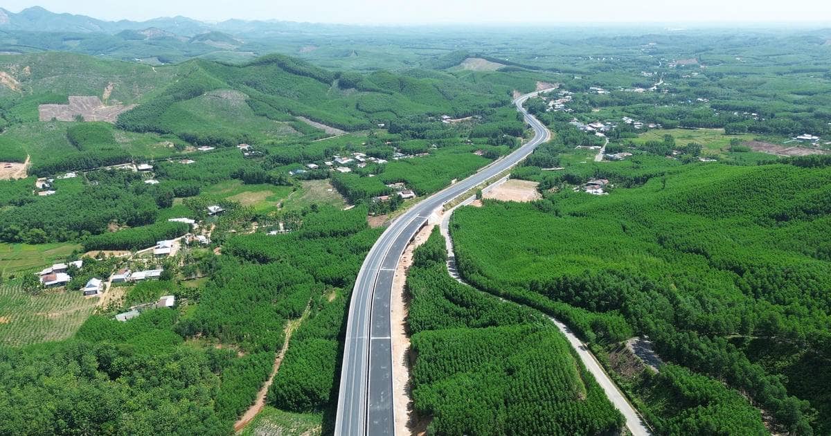 Ổn định vĩ mô và nâng cao nội lực: Động lực cho mục tiêu tăng trưởng dài hạn