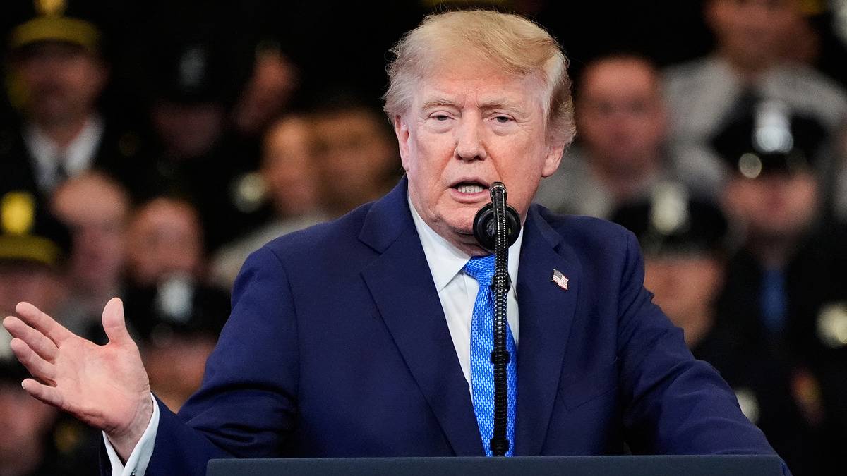 Ông Trump: 'Eo biển Hormuz sẽ sớm là lãnh thổ Mỹ'