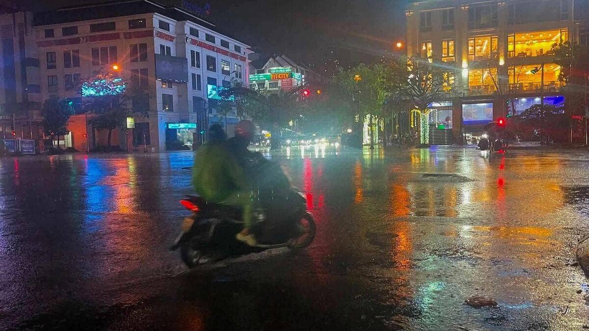 Người Hà Nội ngạc nhiên vì không còn cảnh ngập sau mưa