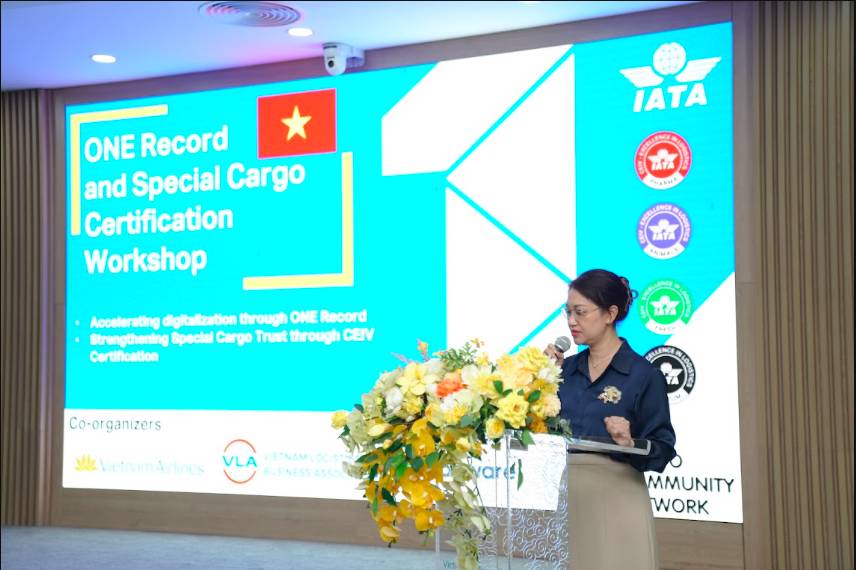 Vietnam Airlines tham gia chuyển đổi số "mỏ vàng" 162 tỷ đô của hàng không 
