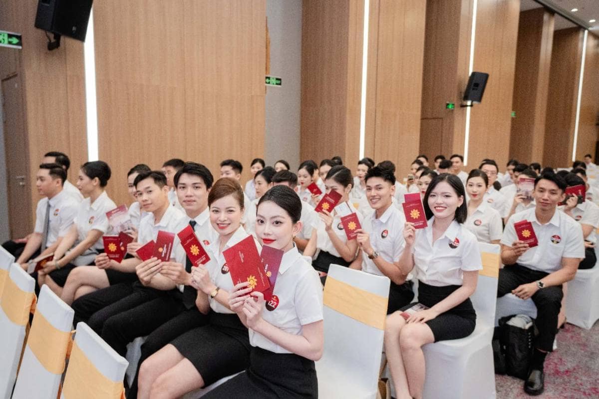 Sun PhuQuoc Airways tặng 20 suất học bổng nước ngoài tại Ngày hội tuyển dụng Tiếp viên hàng không tại Hà Nội