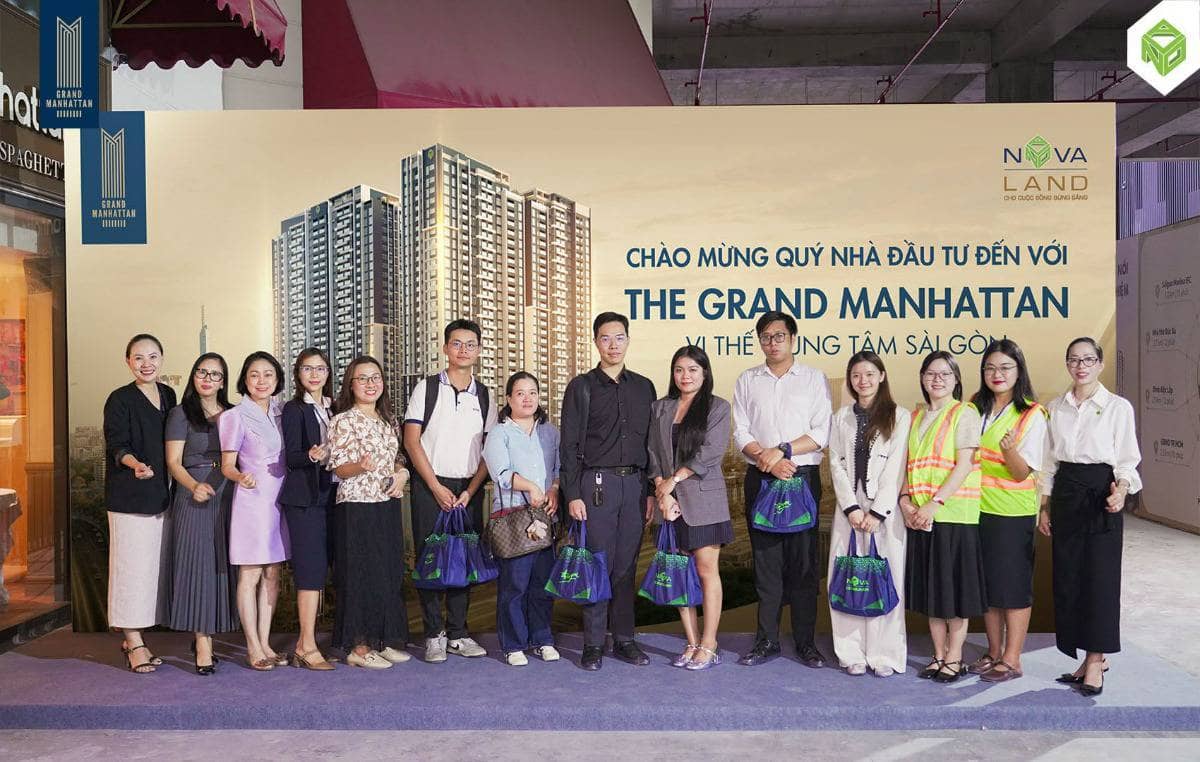 Lần đầu cổ đông Novaland được mời đi tham quan Site Tour dự án . Mấy nay thấy rầm rộ tin Novaland đang  ...