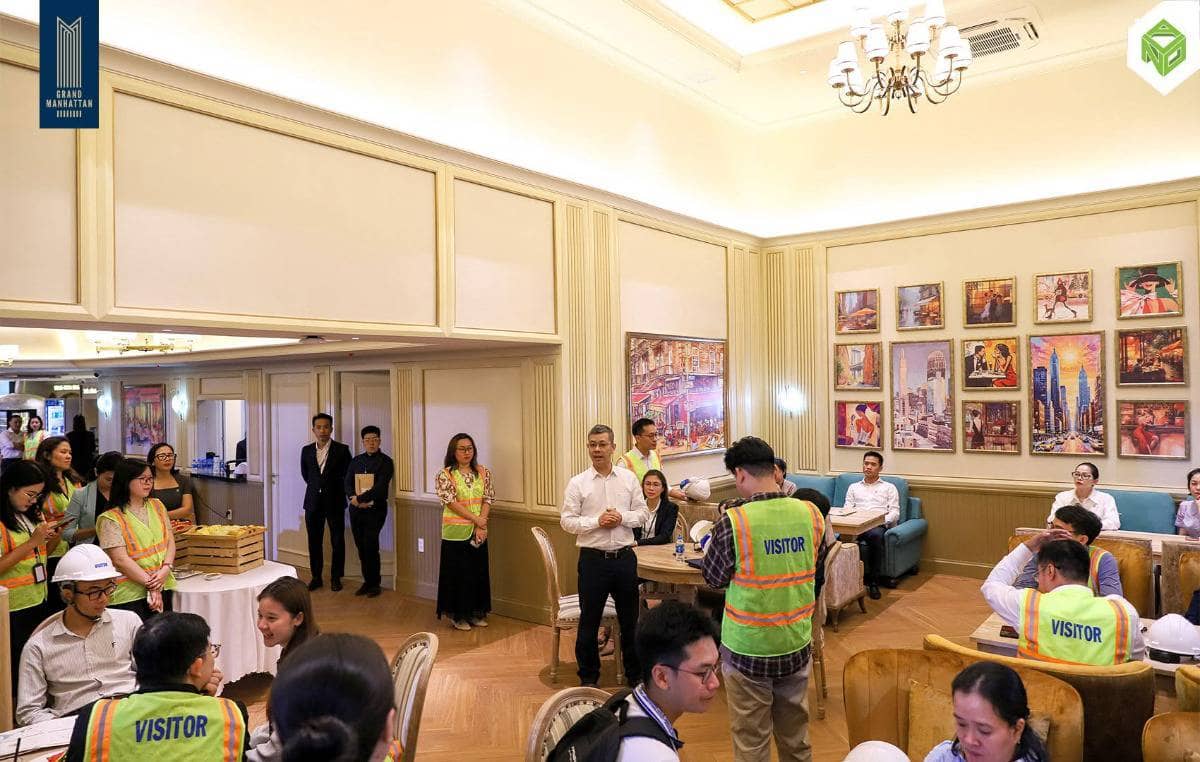 Lần đầu cổ đông Novaland được mời đi tham quan Site Tour dự án . Mấy nay thấy rầm rộ tin Novaland đang  ...
