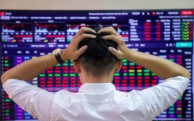 Sự Thật Đằng Sau Phiên Giảm Mạnh, Cổ Phiếu MBB, SSI, HPG, CEO Khi Nào Tạo Đáy? 21/7/2026. Nhật Tân Invest  ...