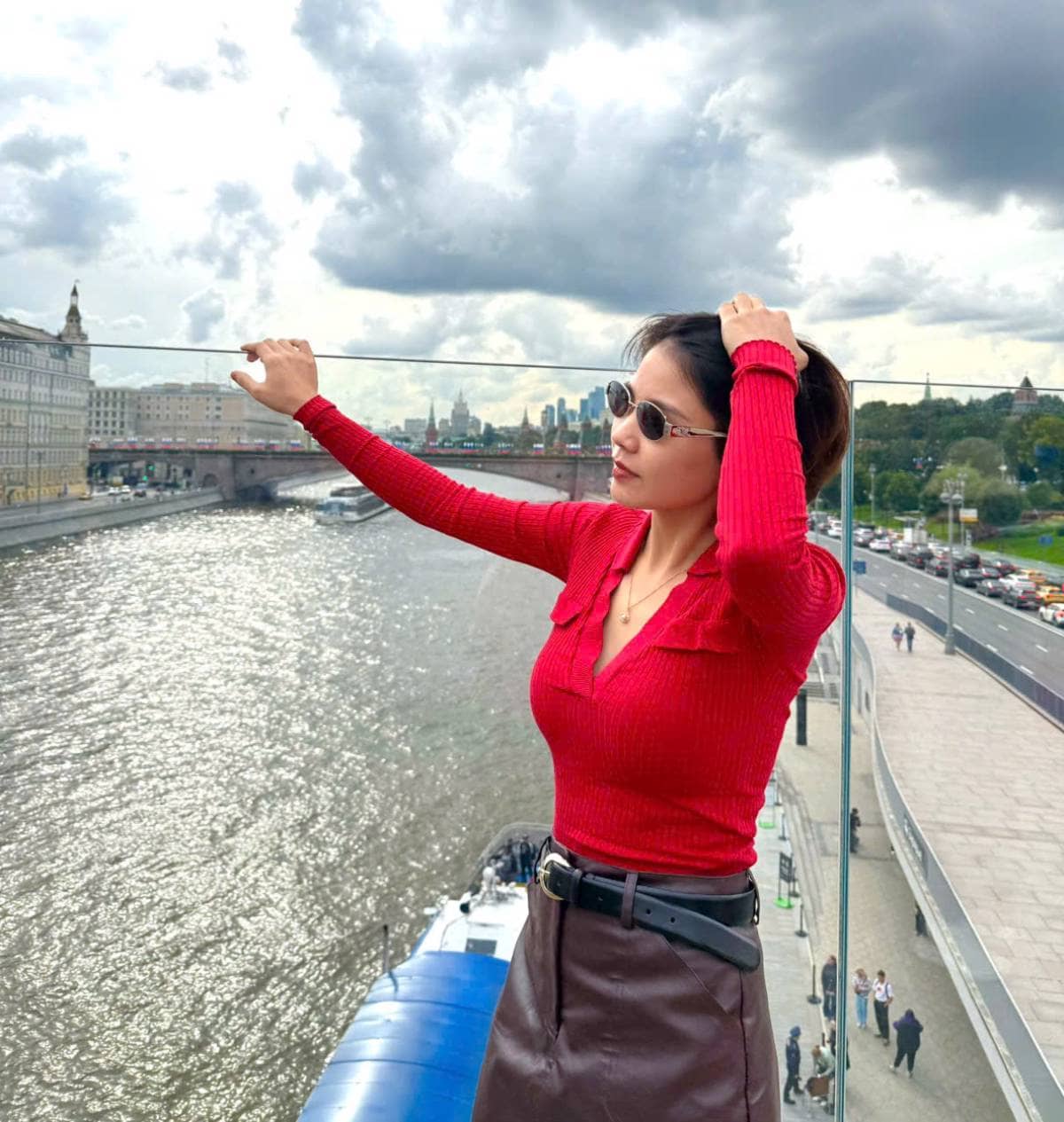 Sáng nay anh H. - chủ doanh nghiệp vật liệu xây dựng gọi cho mình.. Anh vừa có sổ tiết kiệm 10 tỷ đáo  ...