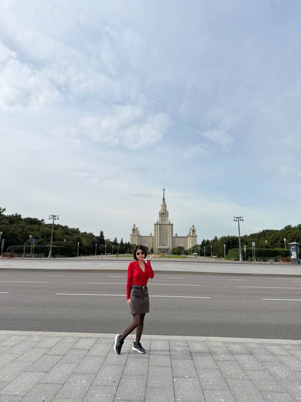 Ai mới là người đau khổ nhất trên thị trường chứng khoán lúc này?. Không phải người đang lỗ.. Mà là....  ...