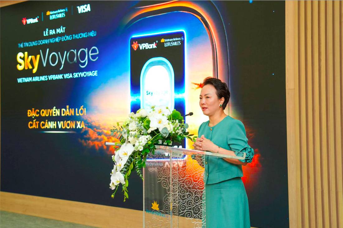 Vietnam Airlines, VPBank và Visa ra mắt thẻ doanh nghiệp, thêm ‘bước tiến’ vào thị trường trị giá 360 triệu tỷ đồng
