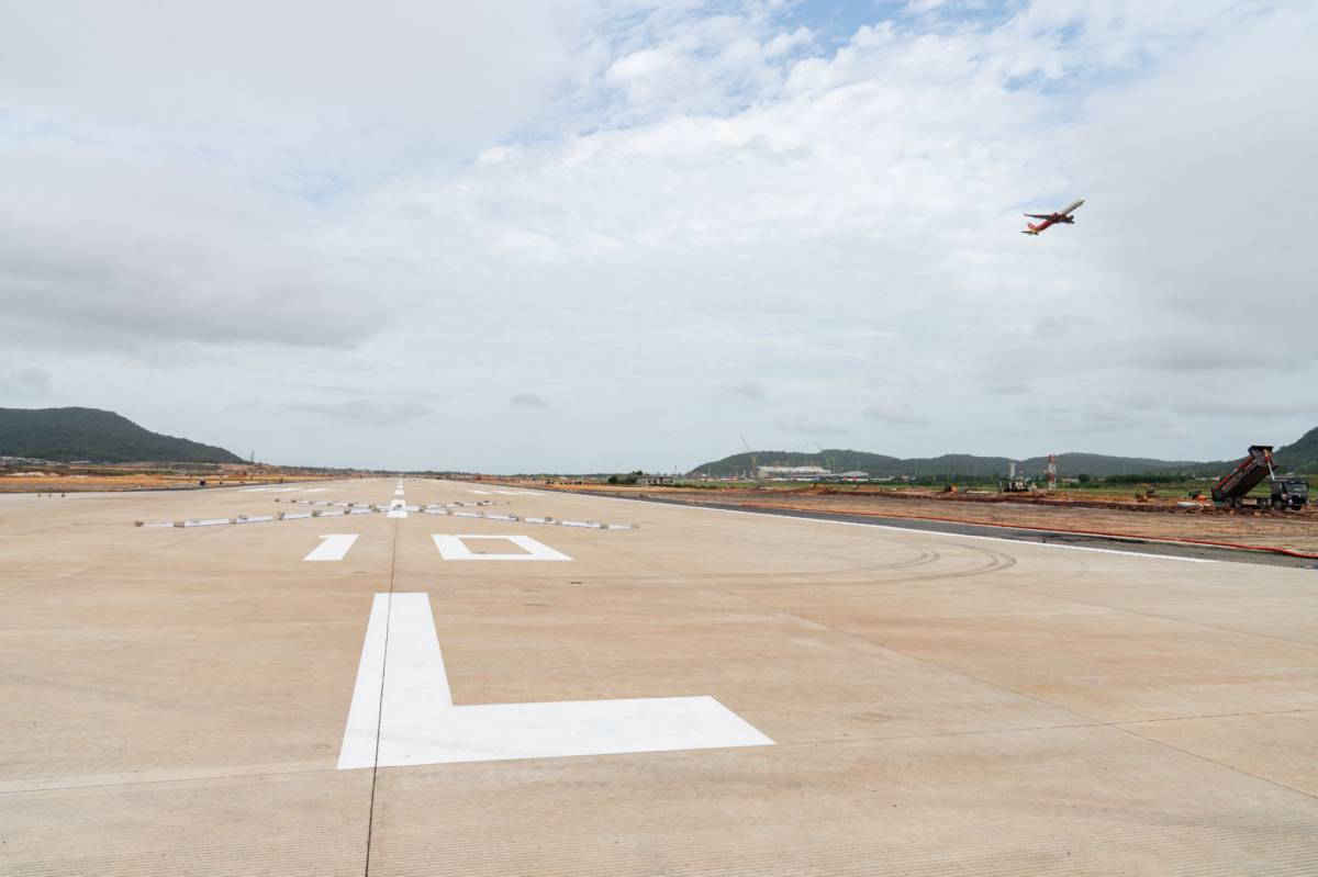 Kỳ tích 8 tháng ở sân bay Phú Quốc và bí mật chiến thuật lúc 2h sáng của gã chỉ huy Thuận "đen"