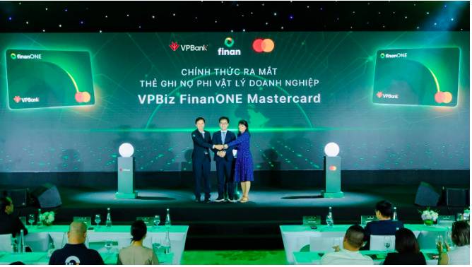VPBank, FINAN và Mastercard tiên phong đổi mới trải nghiệm thanh toán cho doanh nghiệp với thẻ ghi nợ phi vật lý 