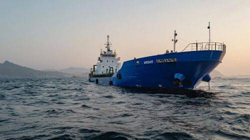 Căng thẳng Mỹ - Iran leo thang, lưu lượng tàu qua Eo biển Hormuz chạm đáy 3 tháng