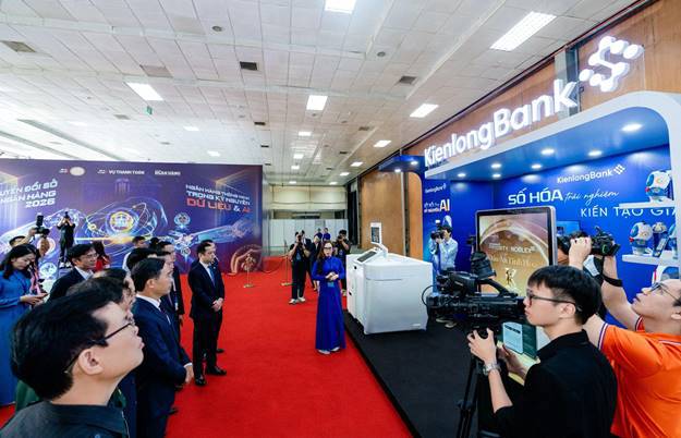 KienlongBank mang trải nghiệm ngân hàng thông minh đến Sự kiện Chuyển đổi số ngành Ngân hàng 2026. Từ  ...