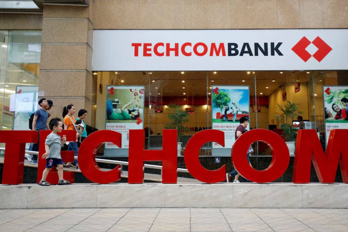 NÓNG: TCB sắp đón “ông lớn” ngoại, thương vụ lên tới 2 tỷ USD!