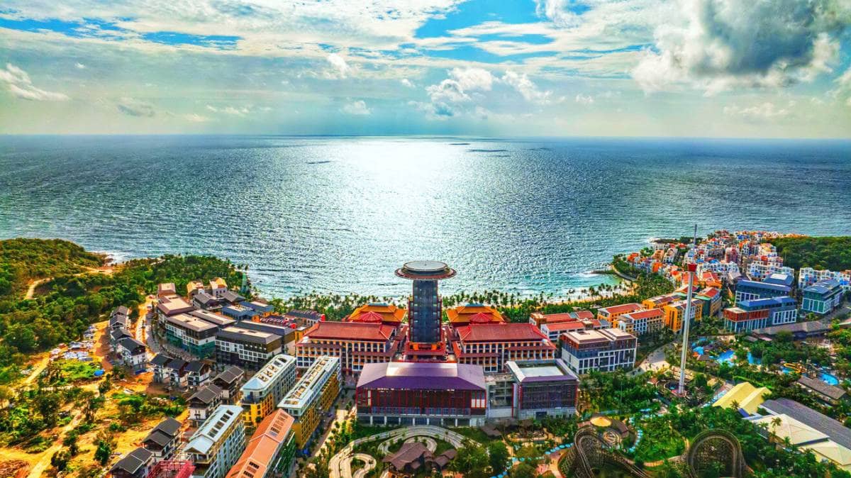 Rixos Phu Quoc Vietnam dần lộ diện: Vị Giám đốc Điều hành người Ý 17 năm kinh nghiệm tiết lộ điều gì về khu nghỉ dưỡng mới tại Hòn Thơm?