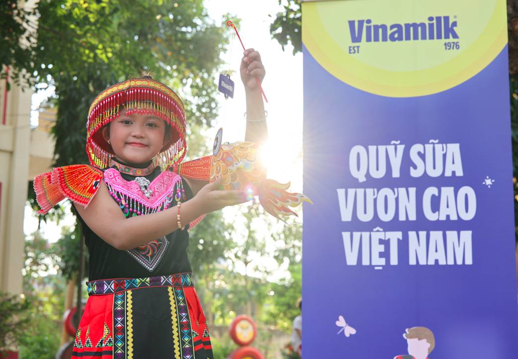 Gần 40.000 trẻ em cả nước vui đón Trung thu cùng Vinamilk