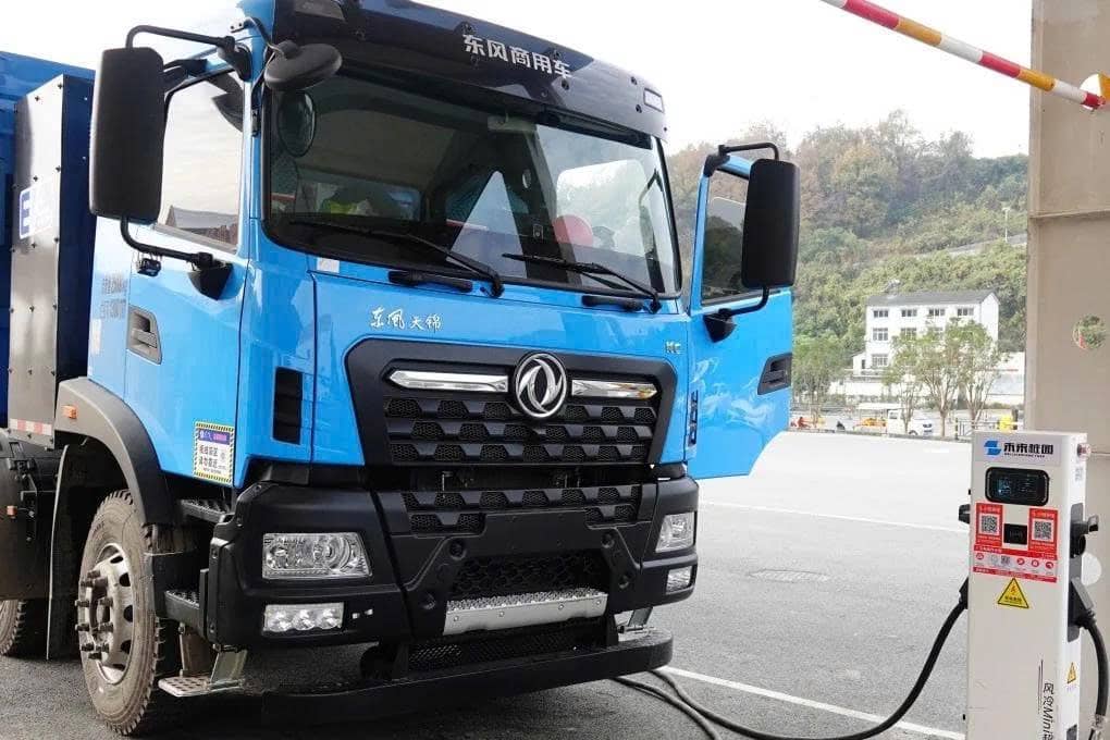 Ai sẽ đủ sức làm xe tải điện ở Việt Nam?