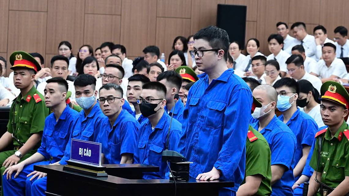 Tài khoản 'cháy', những món nợ và bi kịch sau cú lừa của Mr Pips