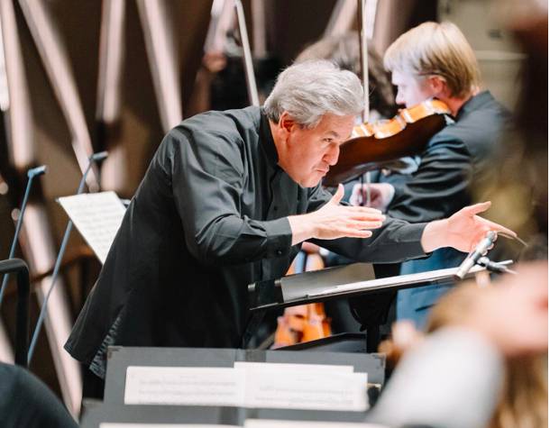 "Chạm Thanh Thu” cùng hơn 100 nghệ sĩ giao hưởng London Symphony Orchestra 