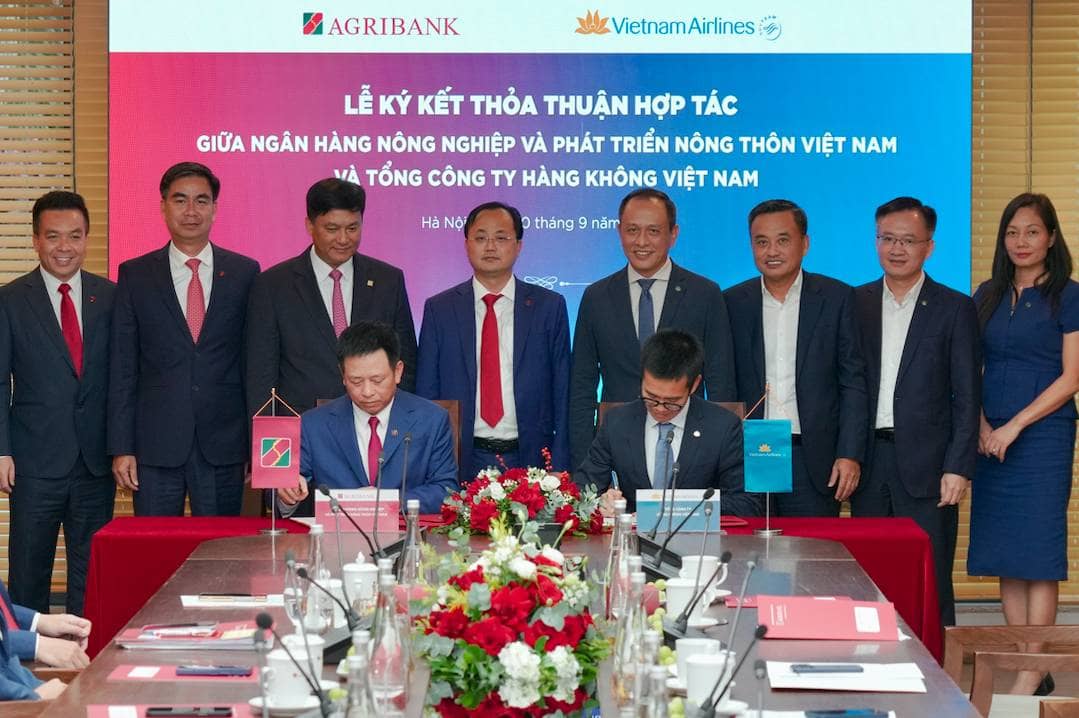 Hai ông lớn ngành hàng không và tài chính - ngân hàng 'bắt tay' nâng tầm hệ sinh thái với hàng...