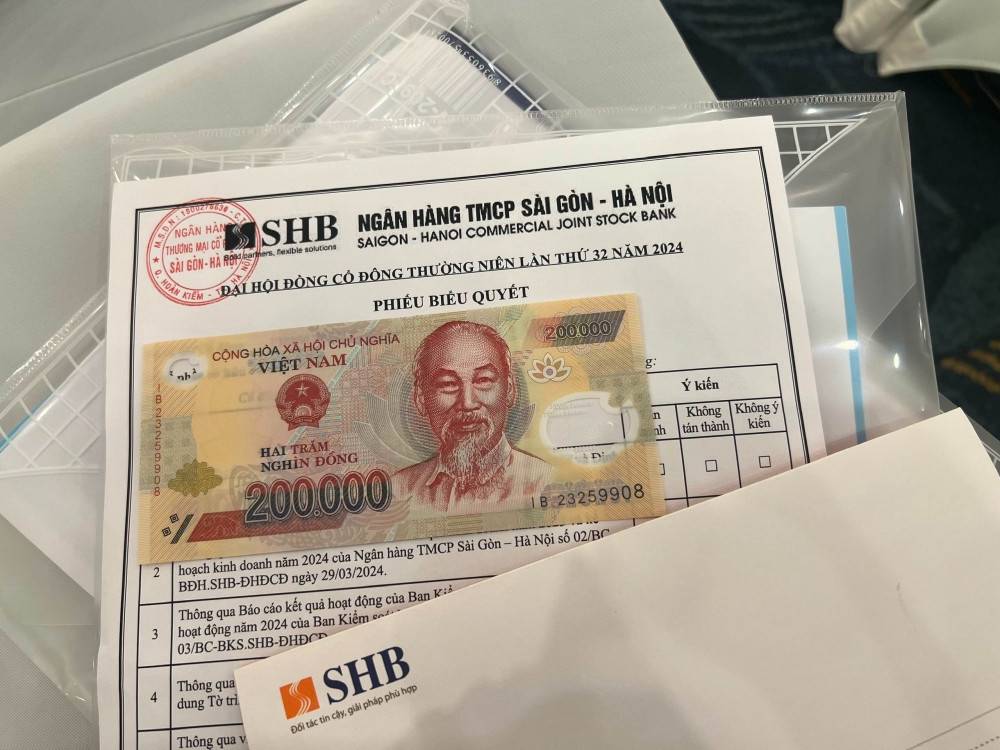 Bơm oxy : SHB đi về đâu ?. ----. SHB nay giảm mạnh, nhiều anh em hỏi, tôi phân tích nhanh gọn thế này  ...