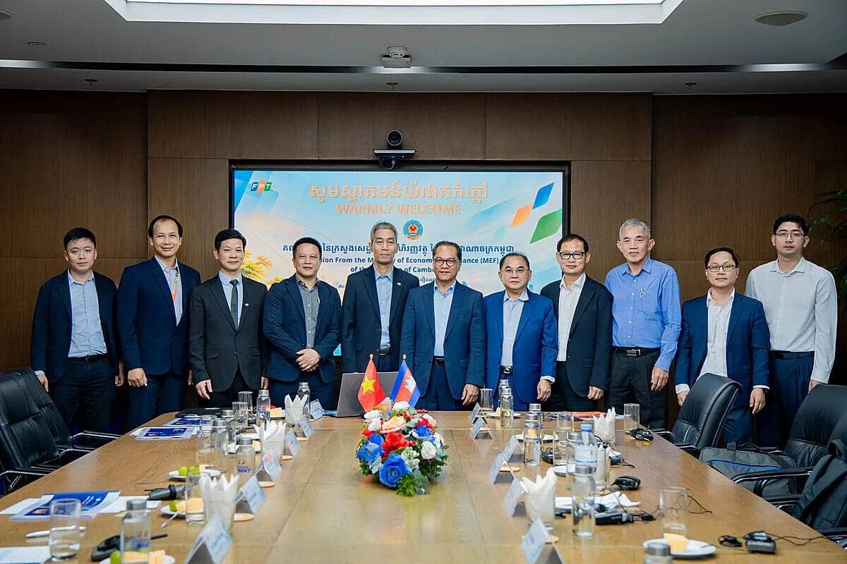 FPT chia sẻ kinh nghiệm xây dựng hệ thống đấu thầu quốc gia với Campuchia
