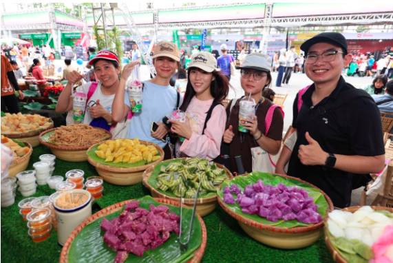 Điểm check-in siêu hot không thể bỏ lỡ khi đến VPBank Đất Sen Hồng Music Marathon 2026