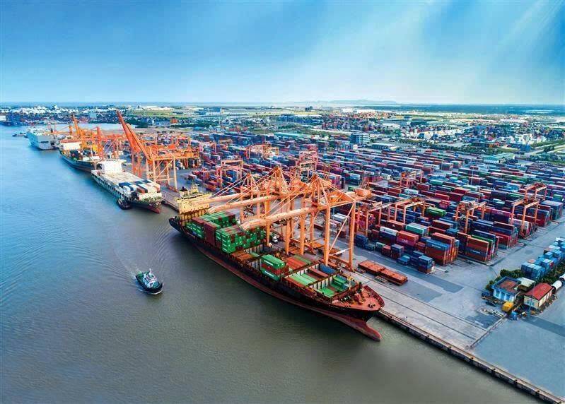 Hàng hóa hồi phục, dòng tiền lớn vẫn quay lưng với dầu, vàng